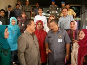 Losses trillions, Riau People Can be Paralyzed